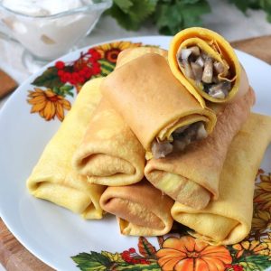 Млинці з куркою та грибами