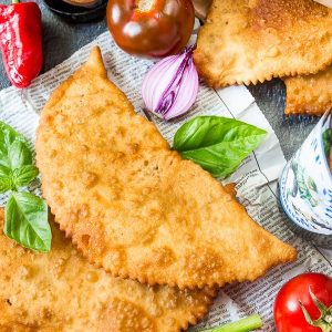 Чебуреки з м'ясом